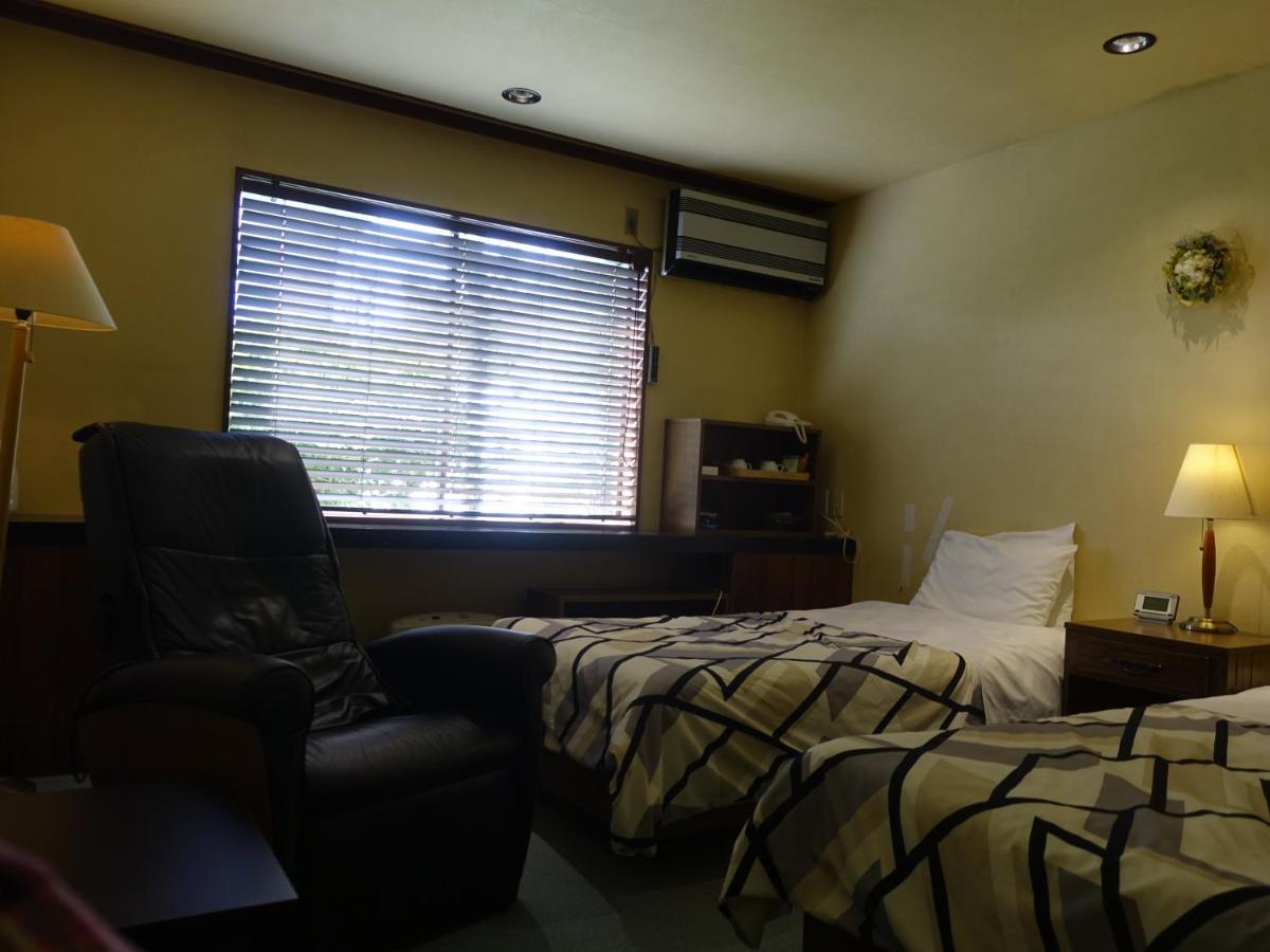 Oimatsuen Apartment Saku Exterior photo